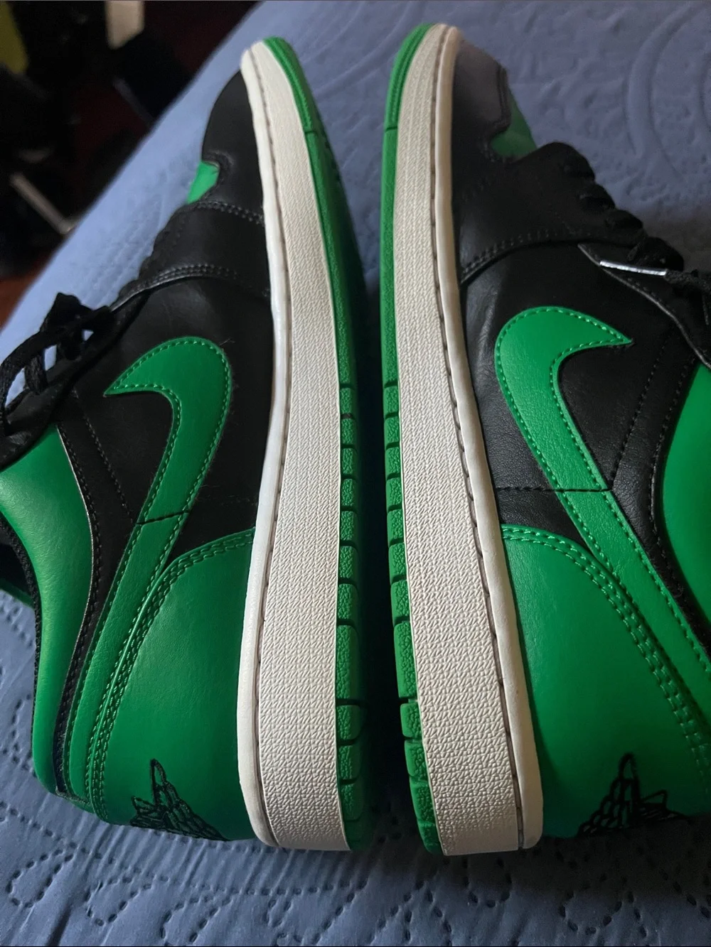 Jordan bold green